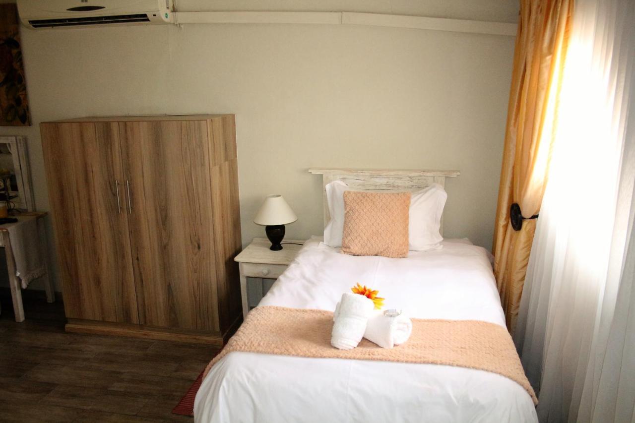 Belle Vue Guesthouse Хартбиспурт Экстерьер фото